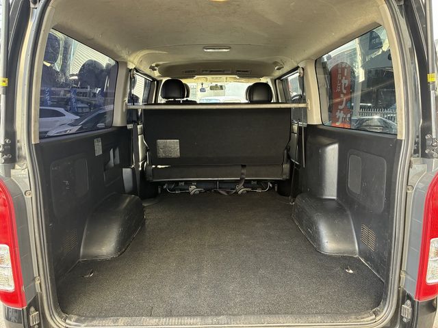 TOYOTA HIACE van 4WD 2015