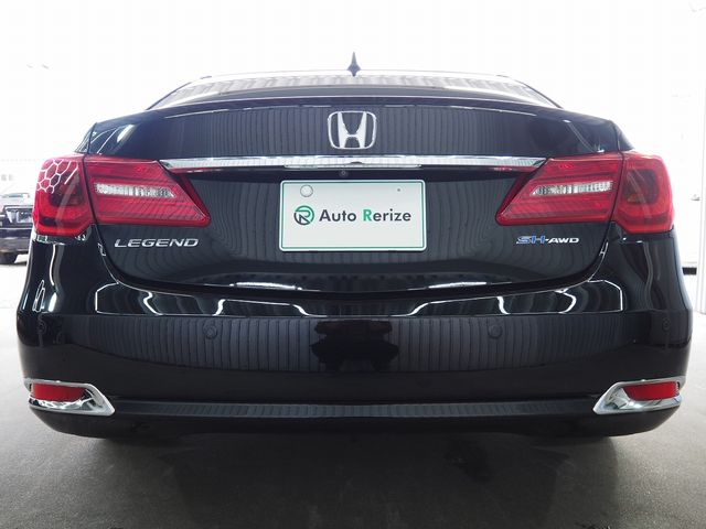 HONDA LEGEND HYBRID 2016