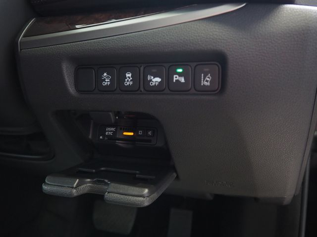 HONDA LEGEND HYBRID 2016