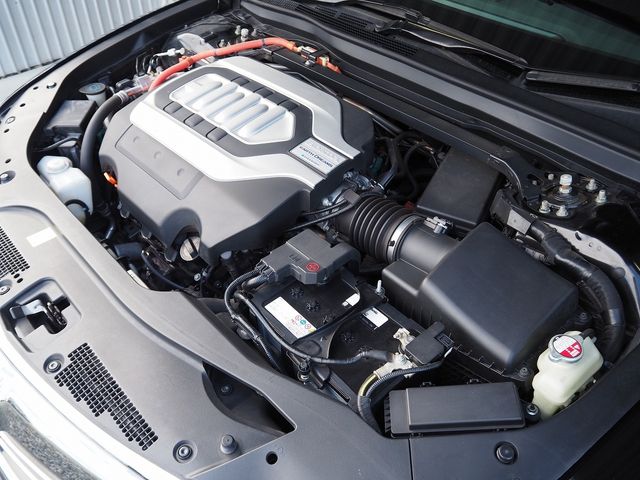 HONDA LEGEND HYBRID 2016