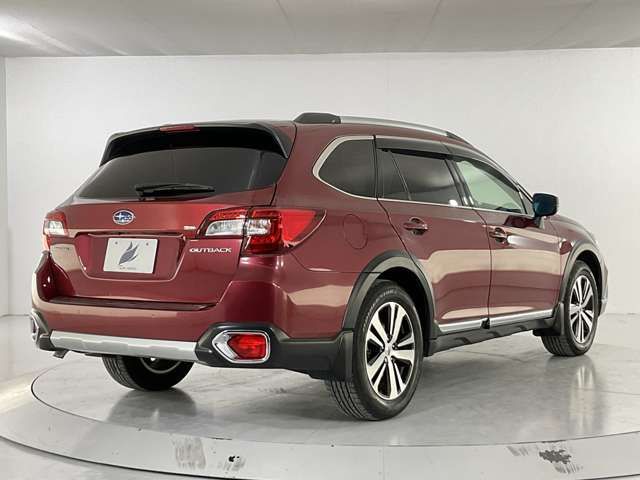 SUBARU LEGACY OUTBACK 2021