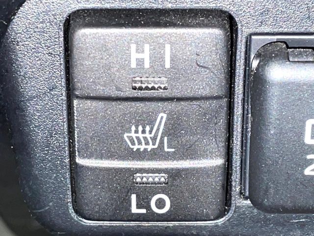 TOYOTA SIENTA HYBRID 2018