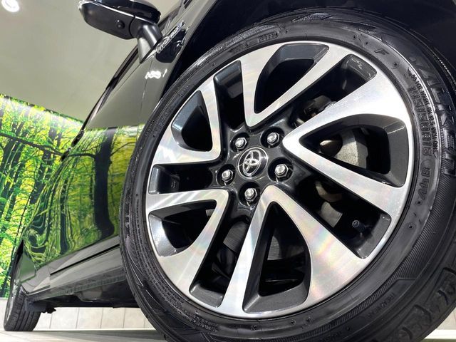 TOYOTA SIENTA HYBRID 2018