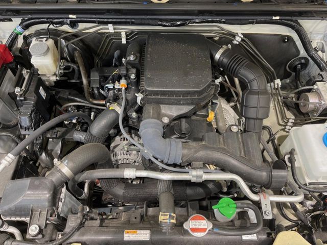 SUZUKI JIMNY 4WD 2023