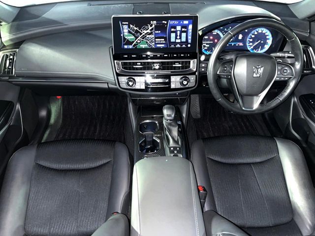 TOYOTA CROWN sedan hybrid 2021