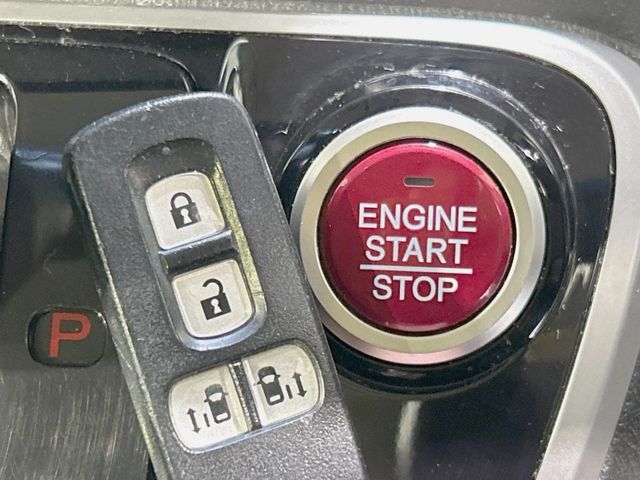 HONDA N BOX CUSTOM 2017