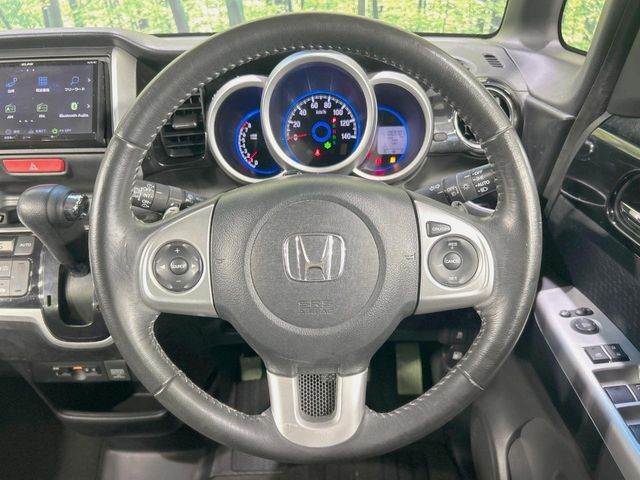 HONDA N BOX CUSTOM 2017