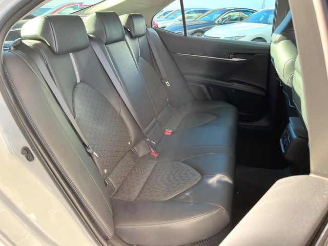 TOYOTA CAMRY HYBRID 2019