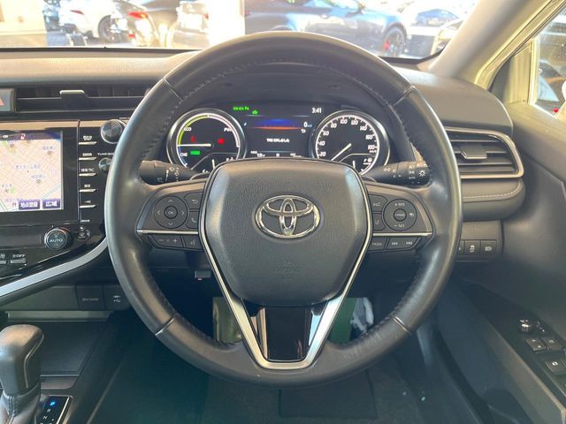 TOYOTA CAMRY HYBRID 2019
