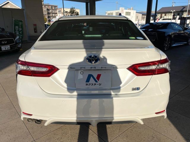 TOYOTA CAMRY HYBRID 2019