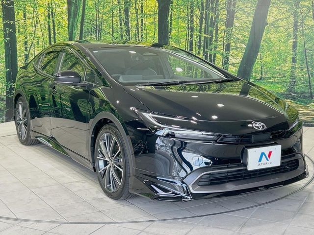 TOYOTA PRIUS 2025