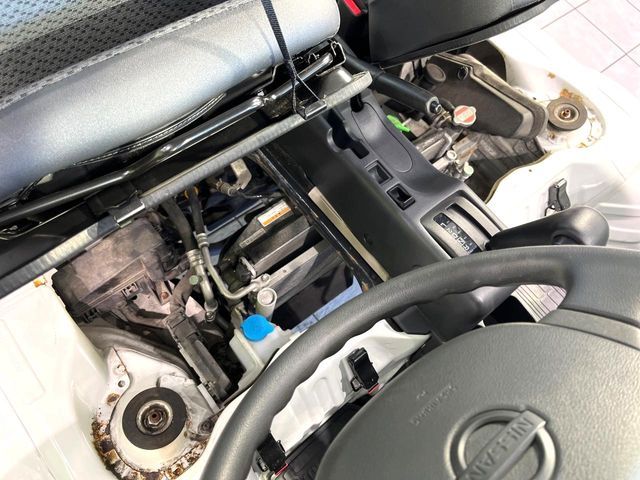 NISSAN NT100 CLIPPER 4WD 2013