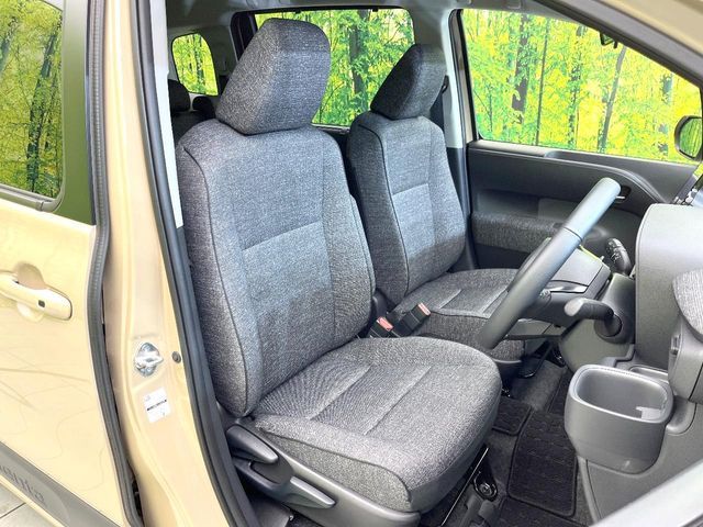 TOYOTA SIENTA HYBRID 2025