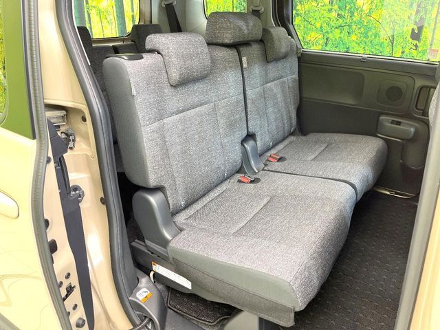 TOYOTA SIENTA HYBRID 2025