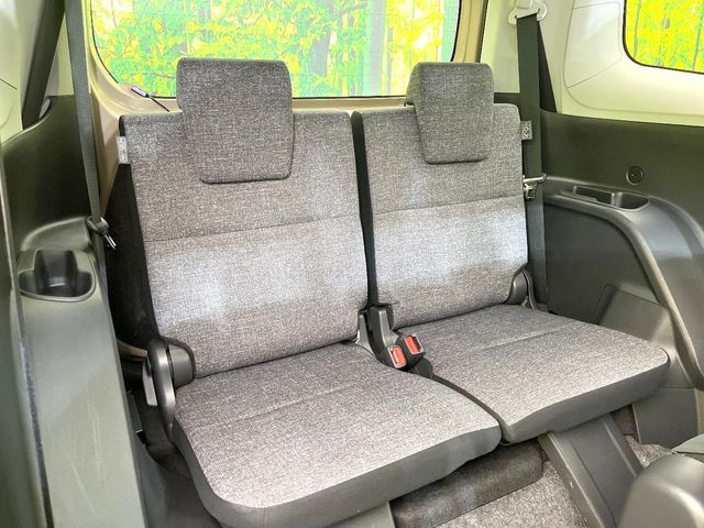 TOYOTA SIENTA HYBRID 2025