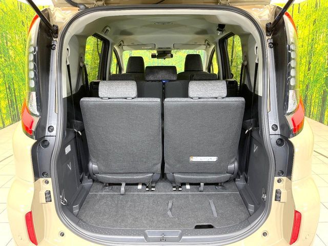 TOYOTA SIENTA HYBRID 2025