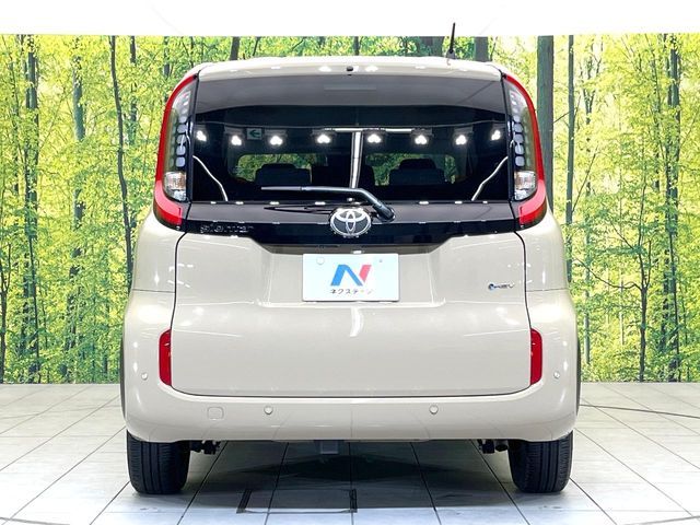 TOYOTA SIENTA HYBRID 2025