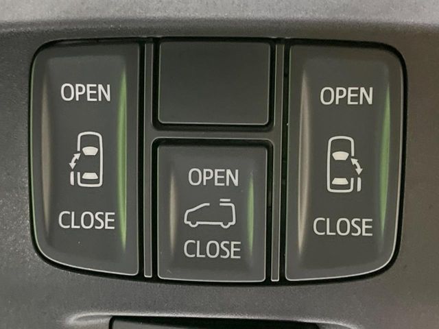 TOYOTA VELLFIRE 2017