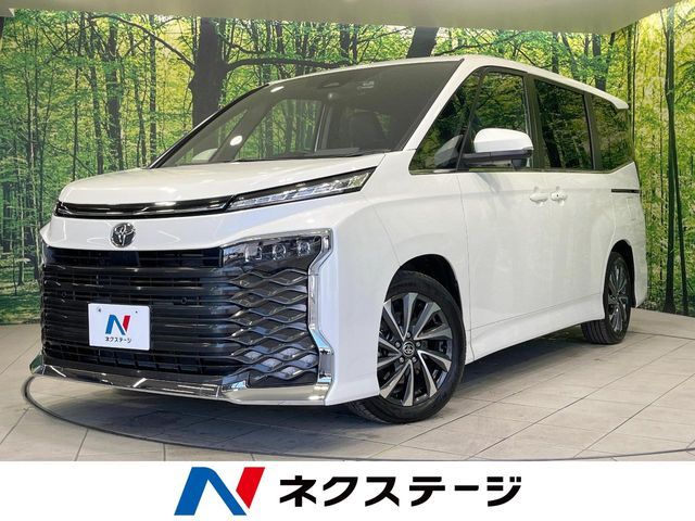 TOYOTA VOXY 2025