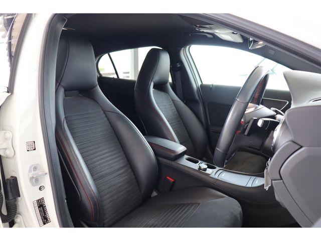 MERCEDES BENZ MERCEDES BENZ GLA class 2014