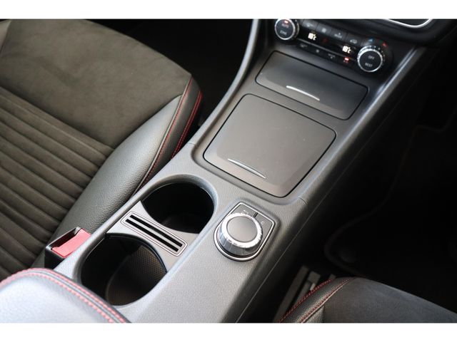 MERCEDES BENZ MERCEDES BENZ GLA class 2014