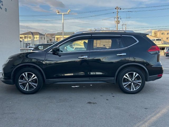 NISSAN X-TRAIL 2WD 2018