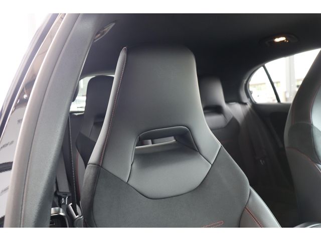 MERCEDES BENZ MERCEDES BENZ A class 2019