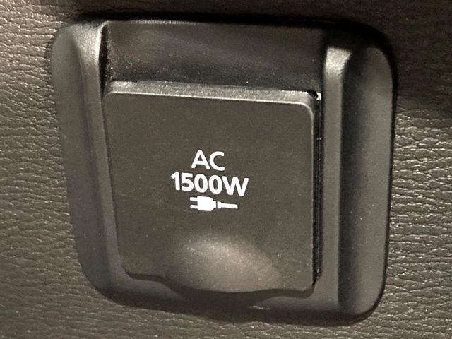 MITSUBISHI OUTLANDER PHEV 2023