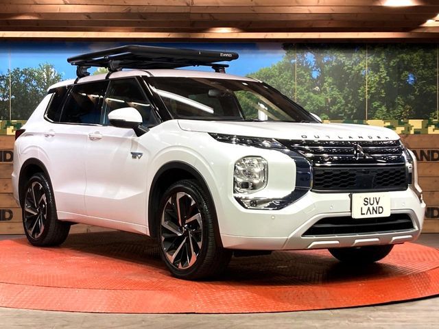 MITSUBISHI OUTLANDER PHEV 2023