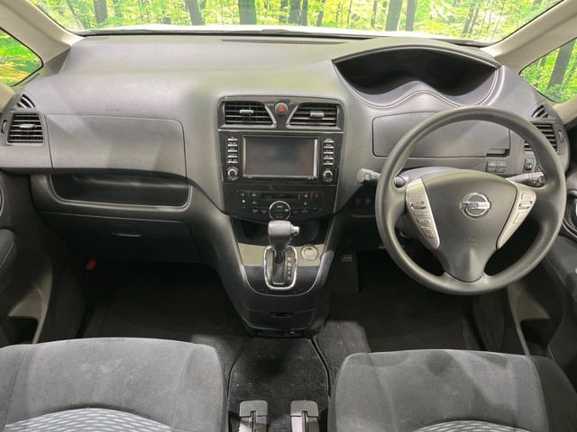 NISSAN SERENA  WG 2011