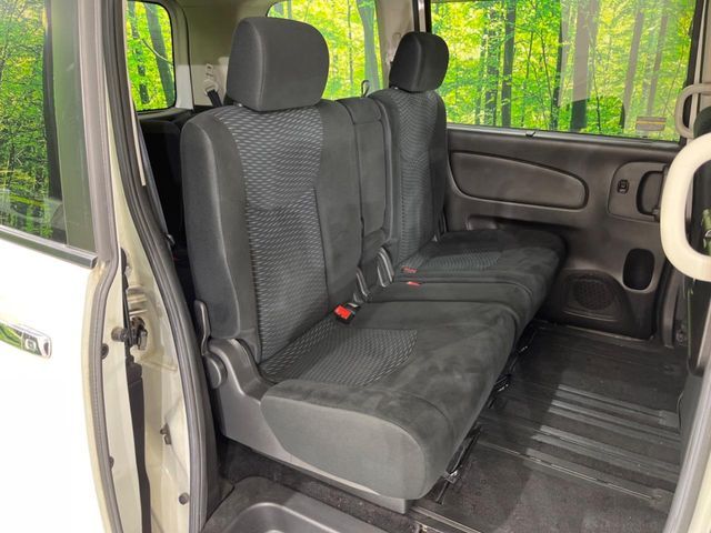 NISSAN SERENA  WG 2011