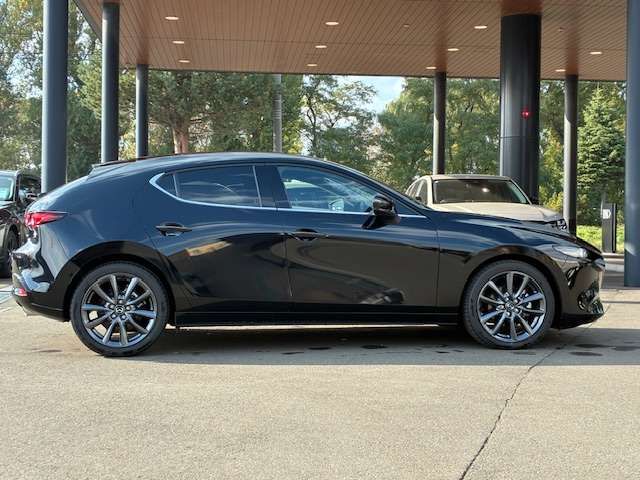 MAZDA MAZDA3 FASTBACK 2025