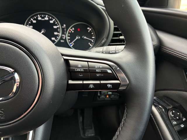 MAZDA MAZDA3 FASTBACK 2025