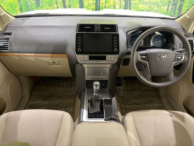 TOYOTA LANDCRUISER PRADO 2023