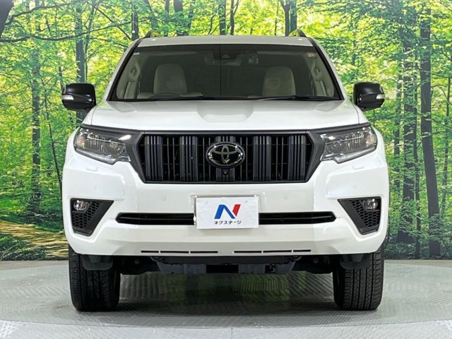 TOYOTA LANDCRUISER PRADO 2023