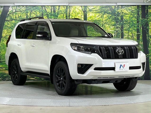 TOYOTA LANDCRUISER PRADO 2023