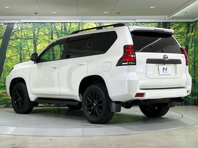 TOYOTA LANDCRUISER PRADO 2023
