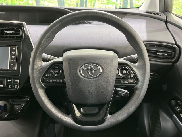 TOYOTA PRIUS 2020
