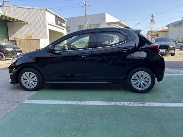 TOYOTA YARIS HYBRID 2020