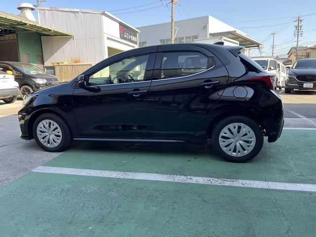 TOYOTA YARIS HYBRID 2020