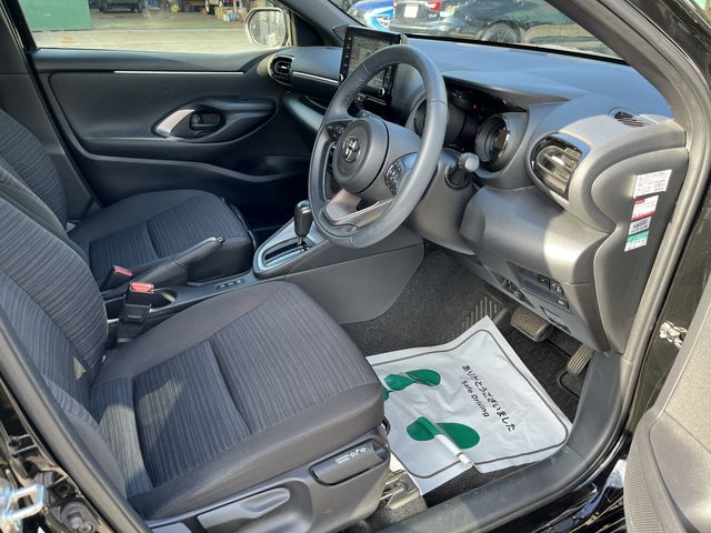 TOYOTA YARIS HYBRID 2020