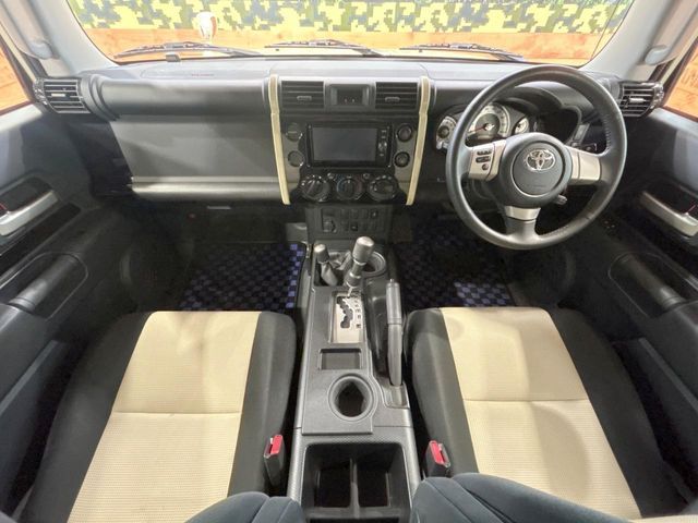 TOYOTA FJ CRUISER 4WD 2018