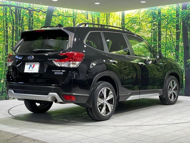 SUBARU FORESTER 2018