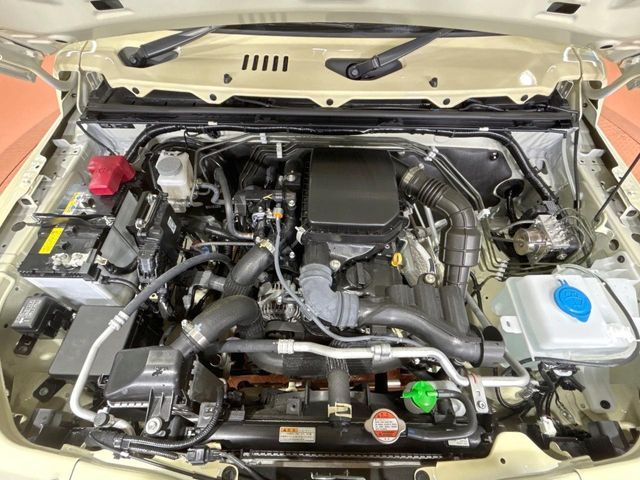 SUZUKI JIMNY 4WD 2025