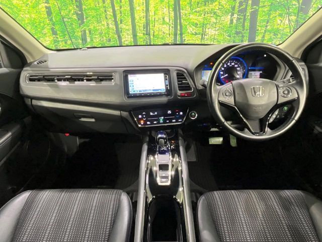 HONDA VEZEL HYBRID 4WD 2015