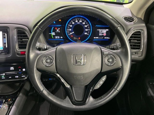 HONDA VEZEL HYBRID 4WD 2015