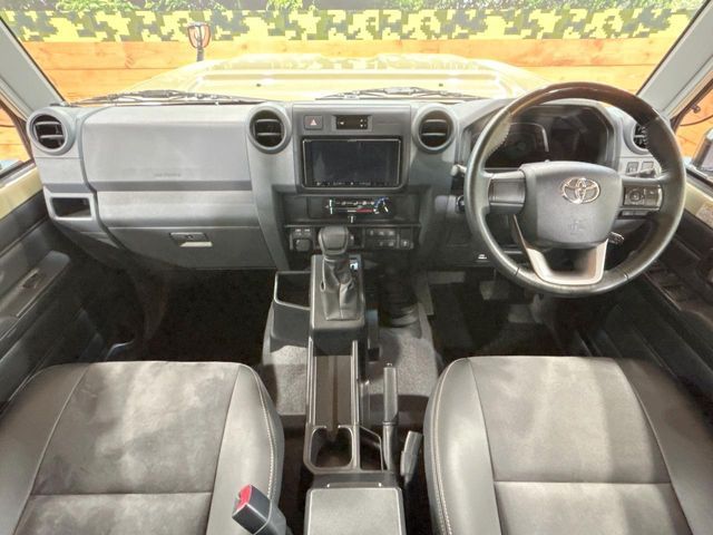 TOYOTA LANDCRUISER 70 2024