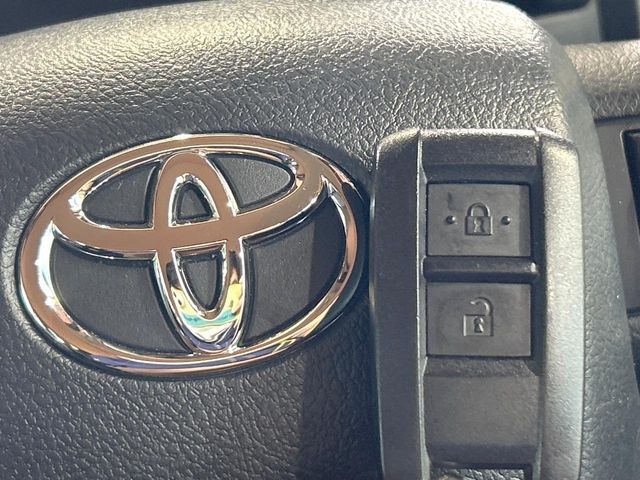 TOYOTA LANDCRUISER 70 2024