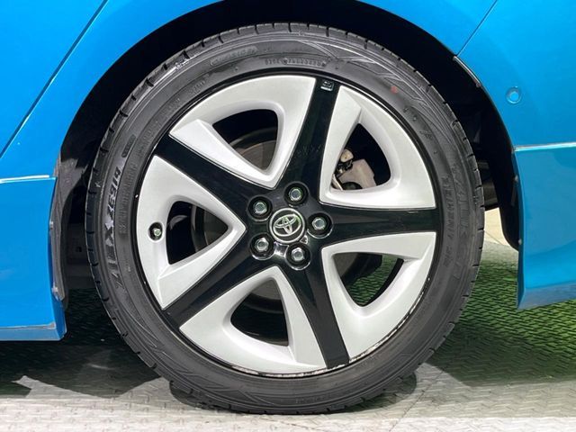 TOYOTA PRIUS PHV 2017