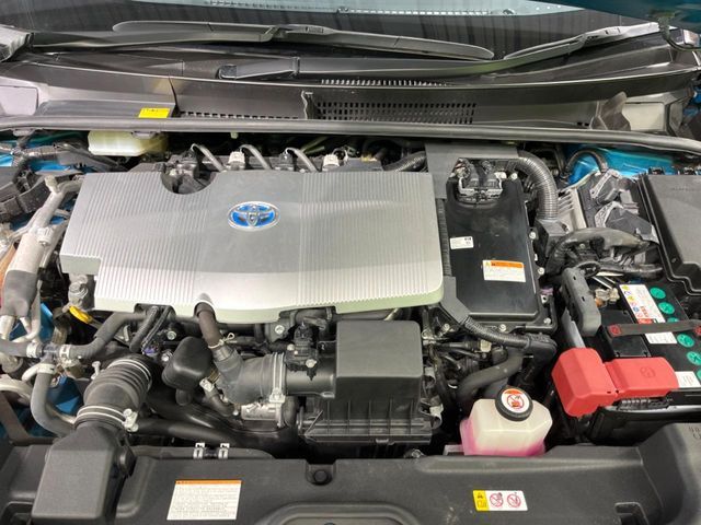 TOYOTA PRIUS PHV 2017